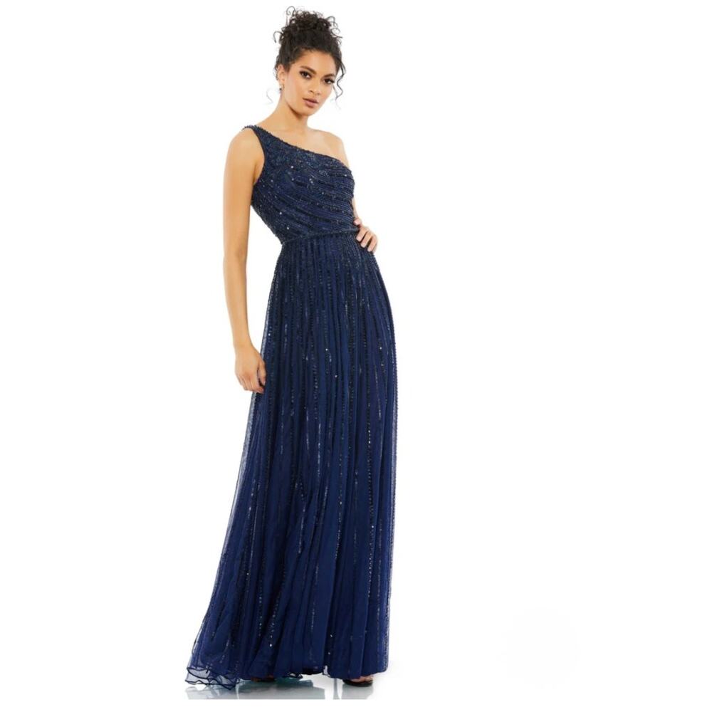 Mac Duggal One Shoulder Beaded A-Line Tulle Gown Sweeping Train NWT Size 6 5220